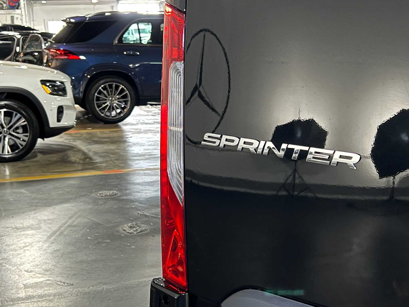 2025 Mercedes-Benz Sprinter 2500 Standard Roof I4 Diesel HO 144" RWD