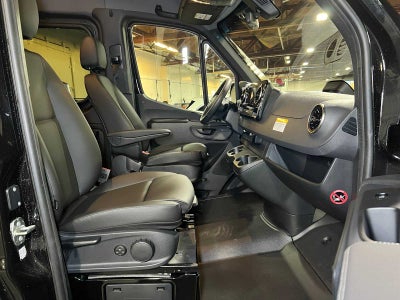 2025 Mercedes-Benz Sprinter 2500 Standard Roof I4 Diesel HO 144" RWD