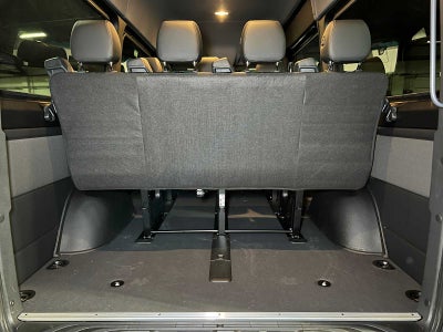 2025 Mercedes-Benz Sprinter 2500 Standard Roof I4 Diesel HO 144" RWD