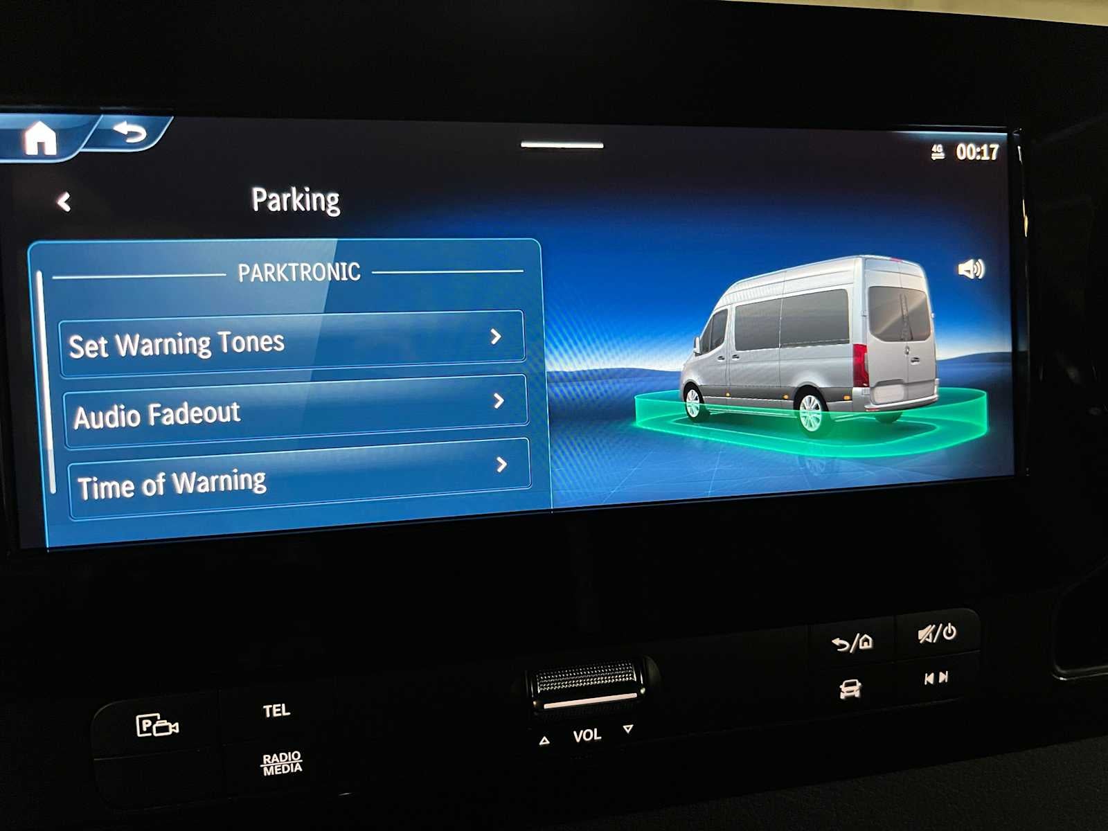 2025 Mercedes-Benz Sprinter 2500 Standard Roof I4 Diesel HO 144" RWD