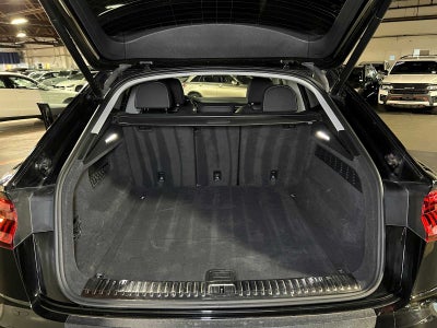 2022 Audi Q8 Premium Plus