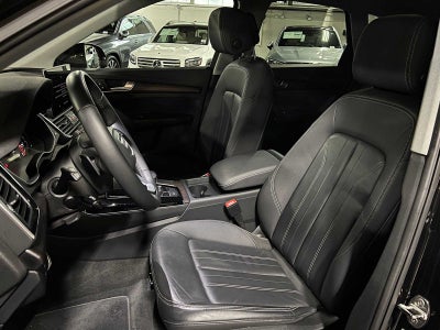 2023 Audi Q5 S line Premium