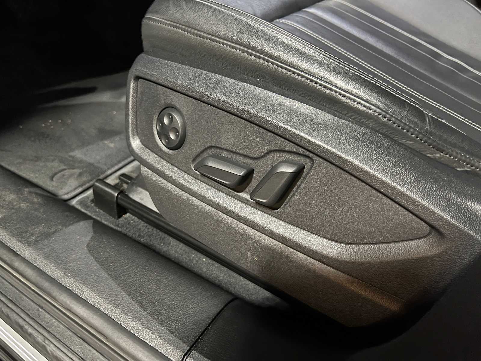 2023 Audi Q5 S line Premium