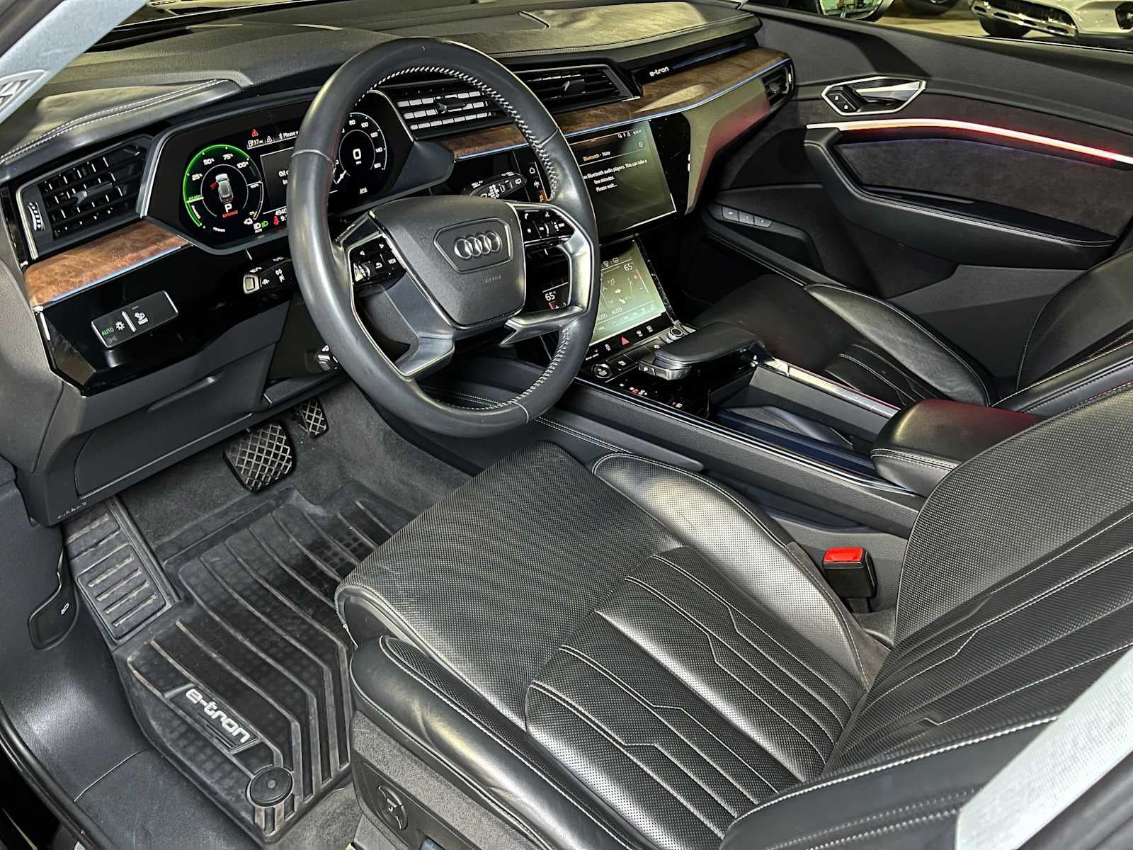 2019 Audi e-tron Prestige