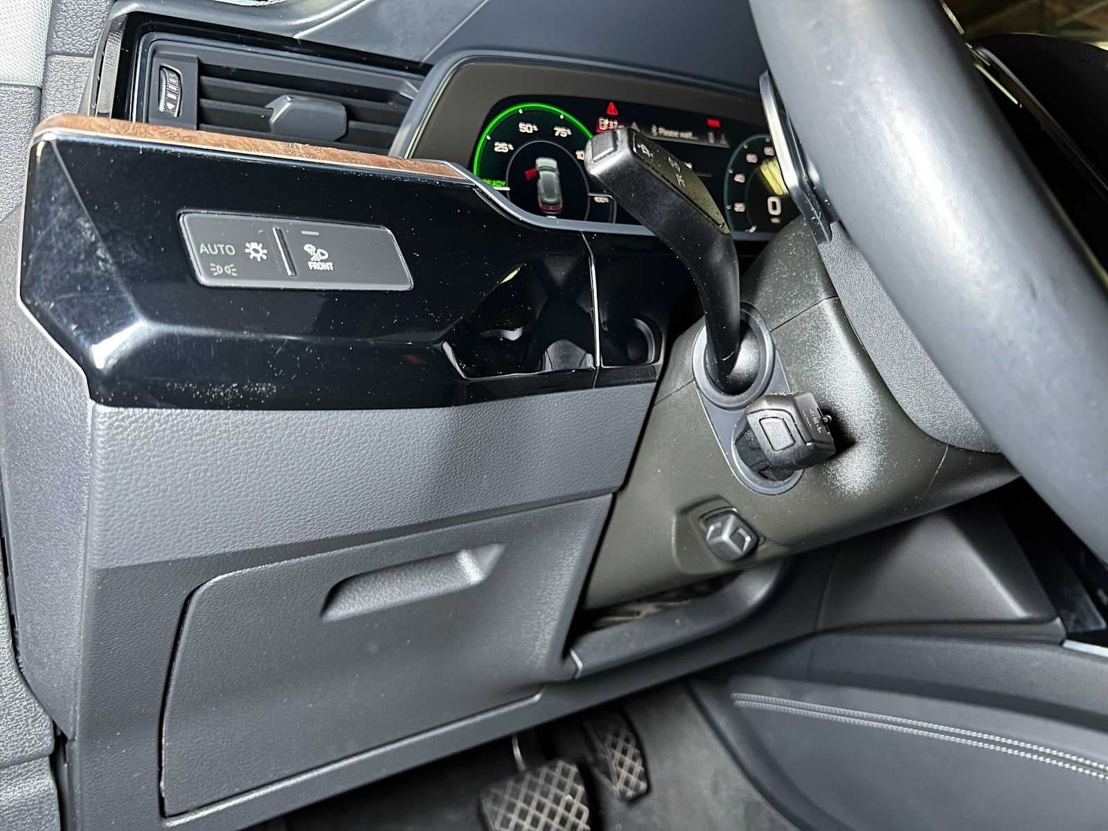 2019 Audi e-tron Prestige