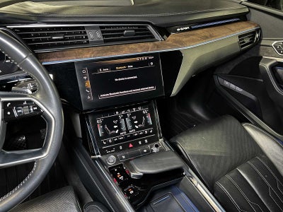 2019 Audi e-tron Prestige