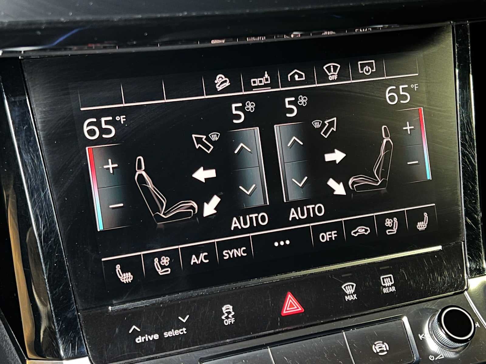2019 Audi e-tron Prestige
