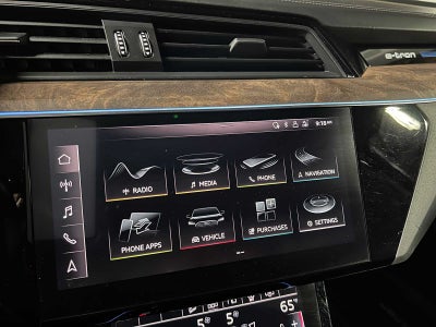 2019 Audi e-tron Prestige
