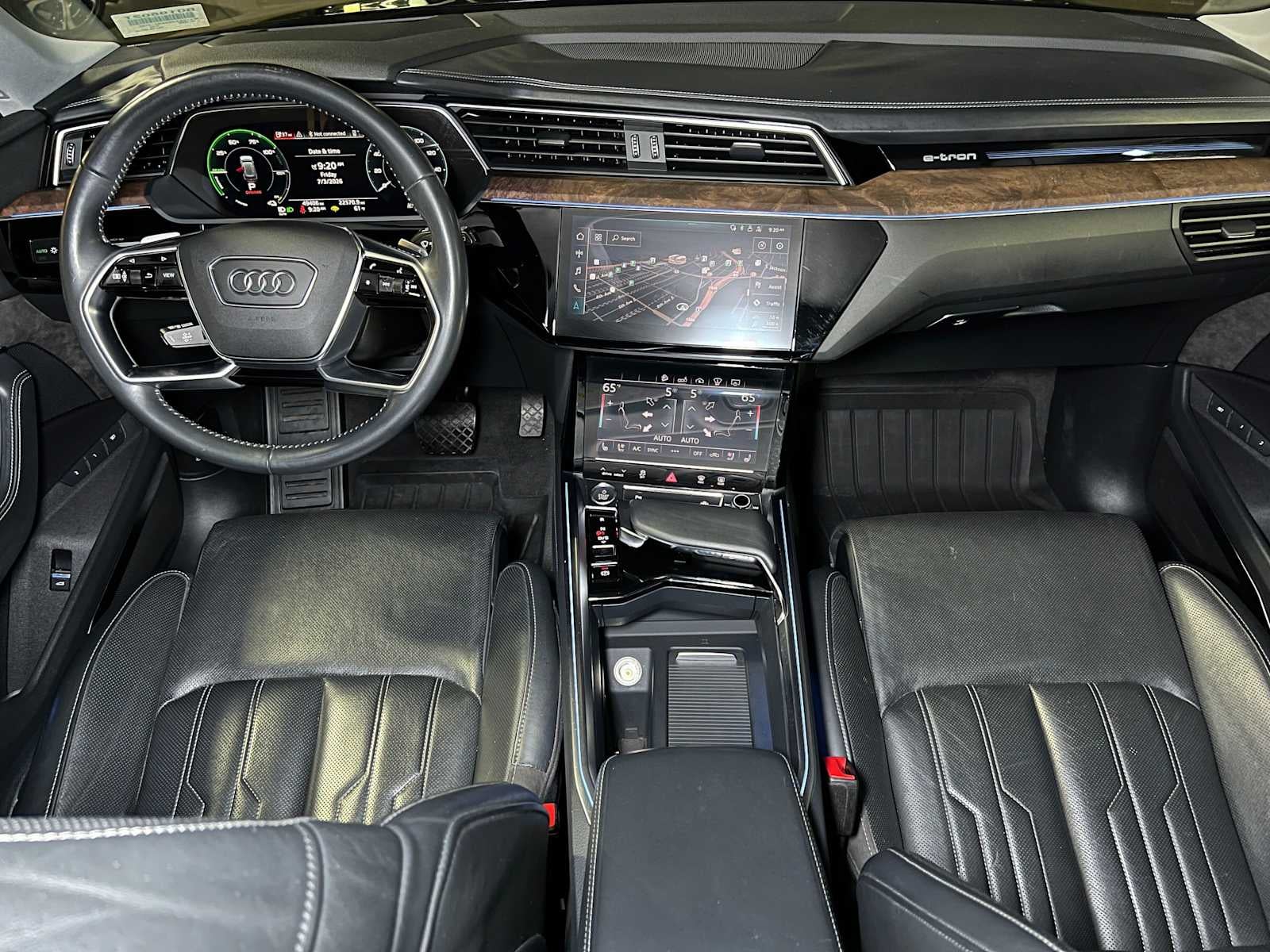 2019 Audi e-tron Prestige