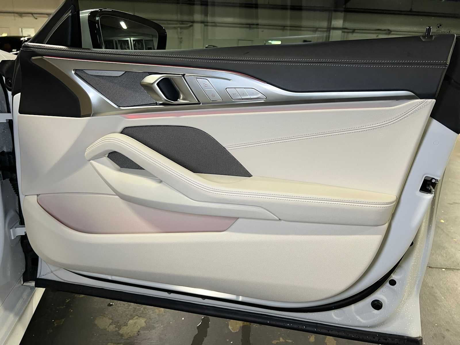 2022 BMW M850i xDrive M850i