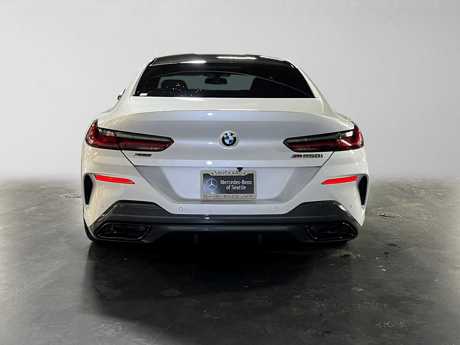 2022 BMW M850i xDrive M850i