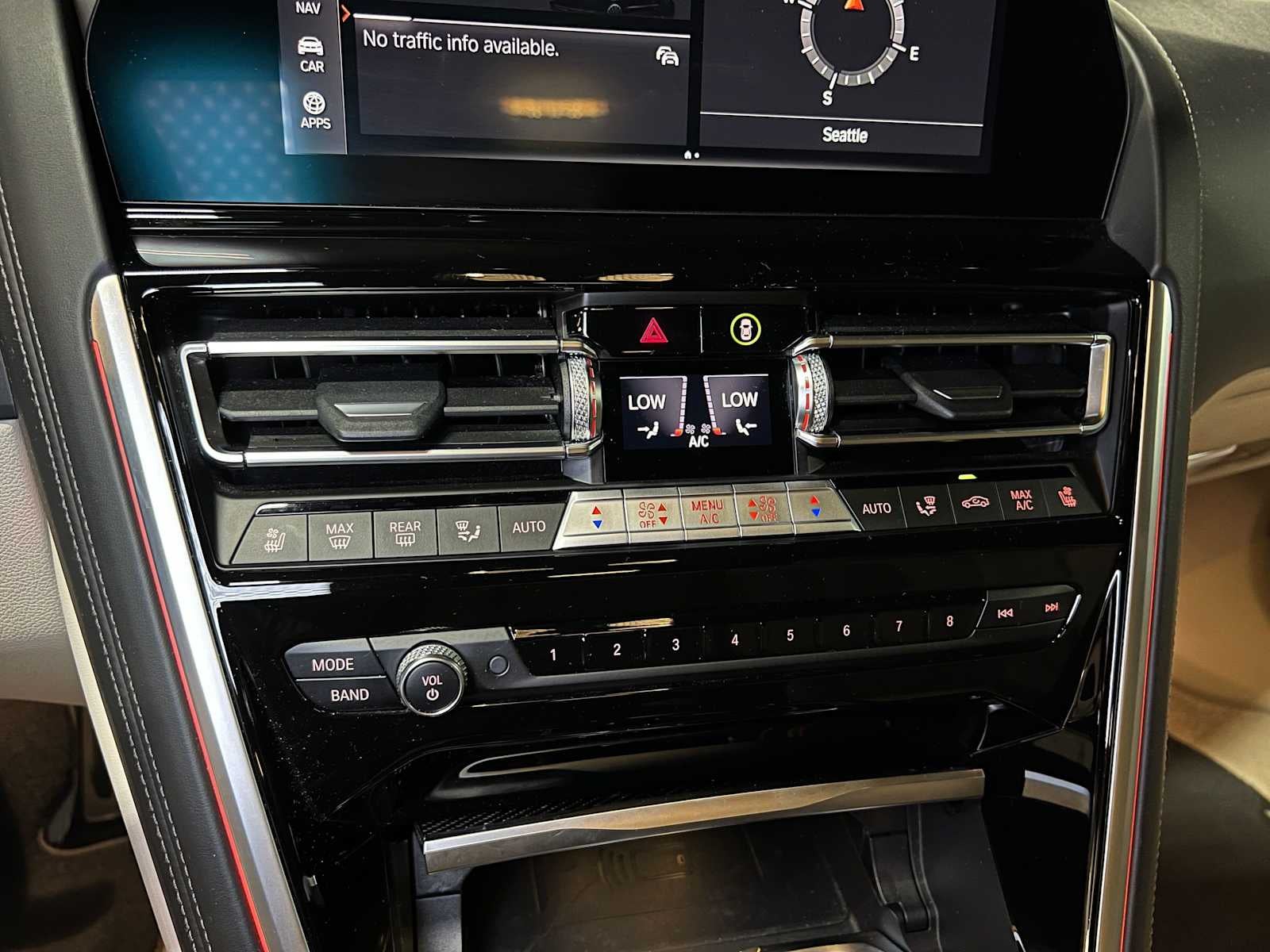 2022 BMW M850i xDrive M850i