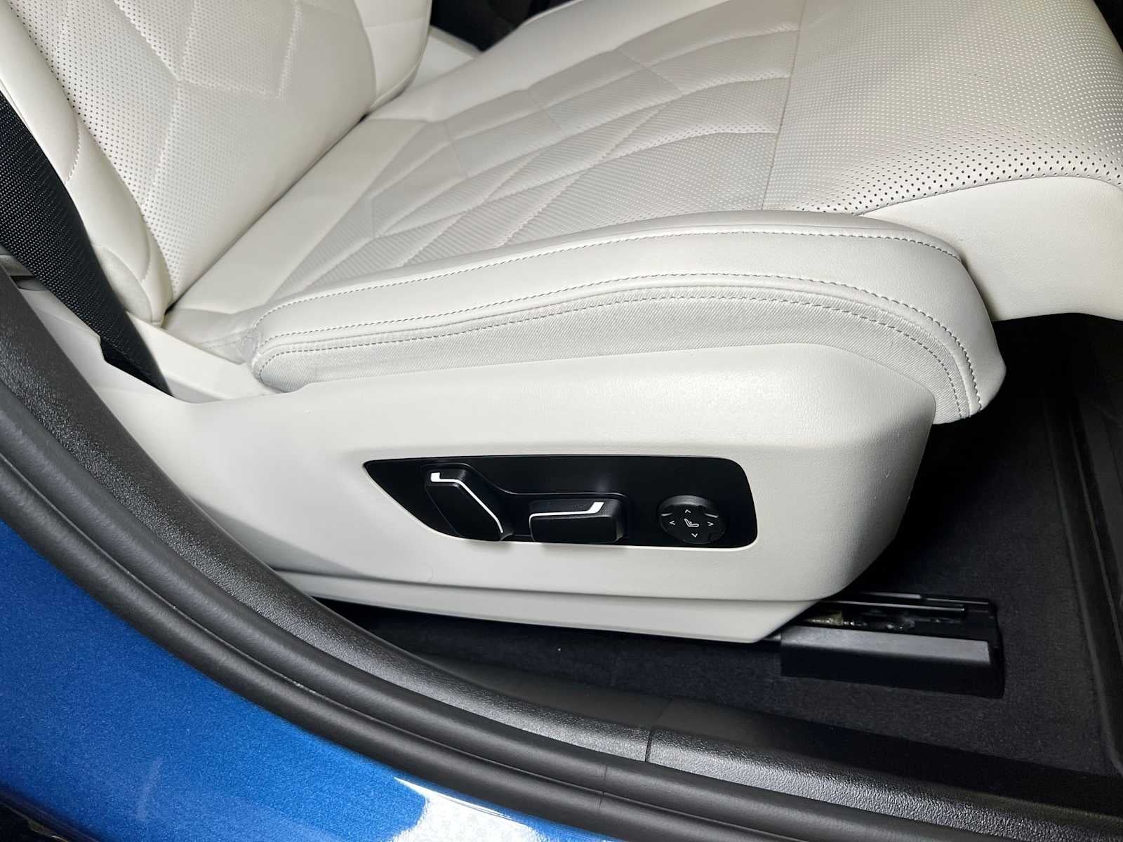 2024 BMW i5 M60 M60