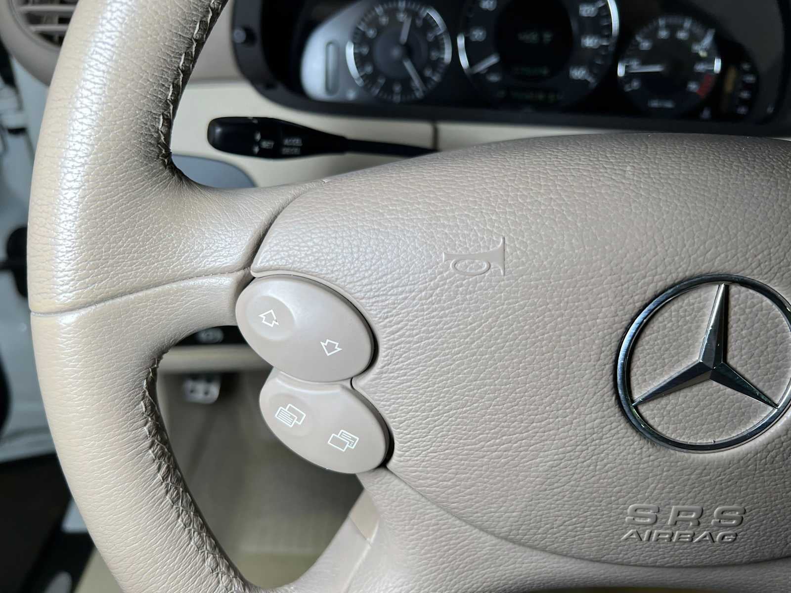 2008 Mercedes-Benz CLK350 2dr Cabriolet