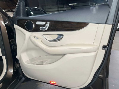 2018 Mercedes-Benz GLC 300 SUV
