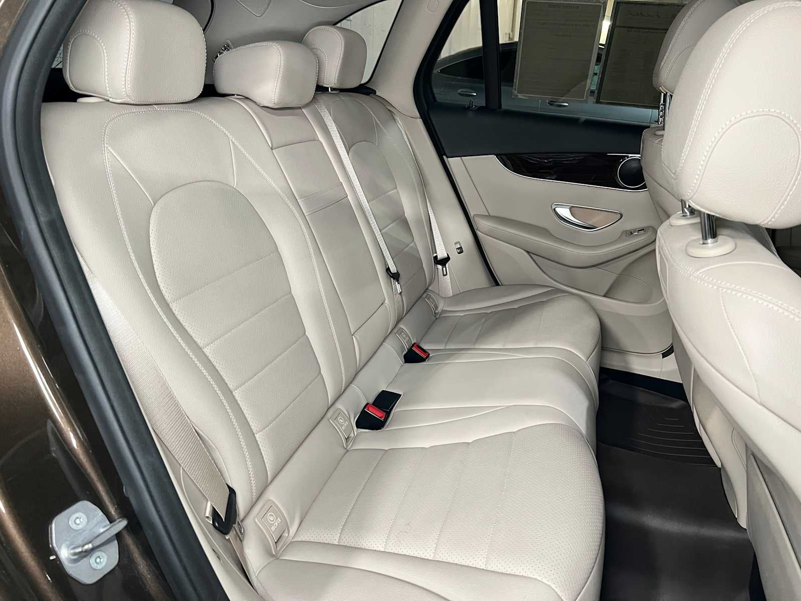 2018 Mercedes-Benz GLC 300 SUV