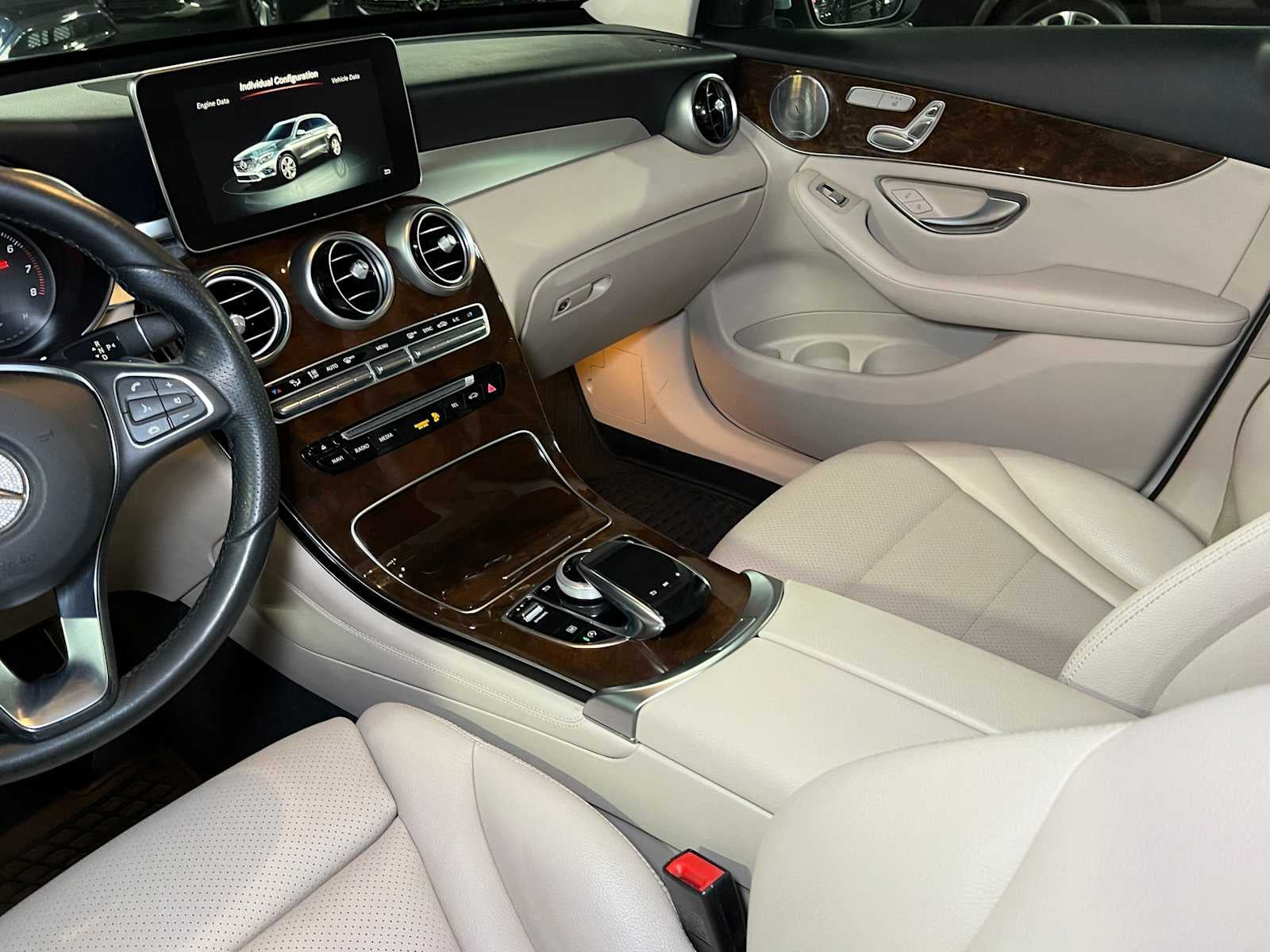2018 Mercedes-Benz GLC 300 4MATIC® SUV