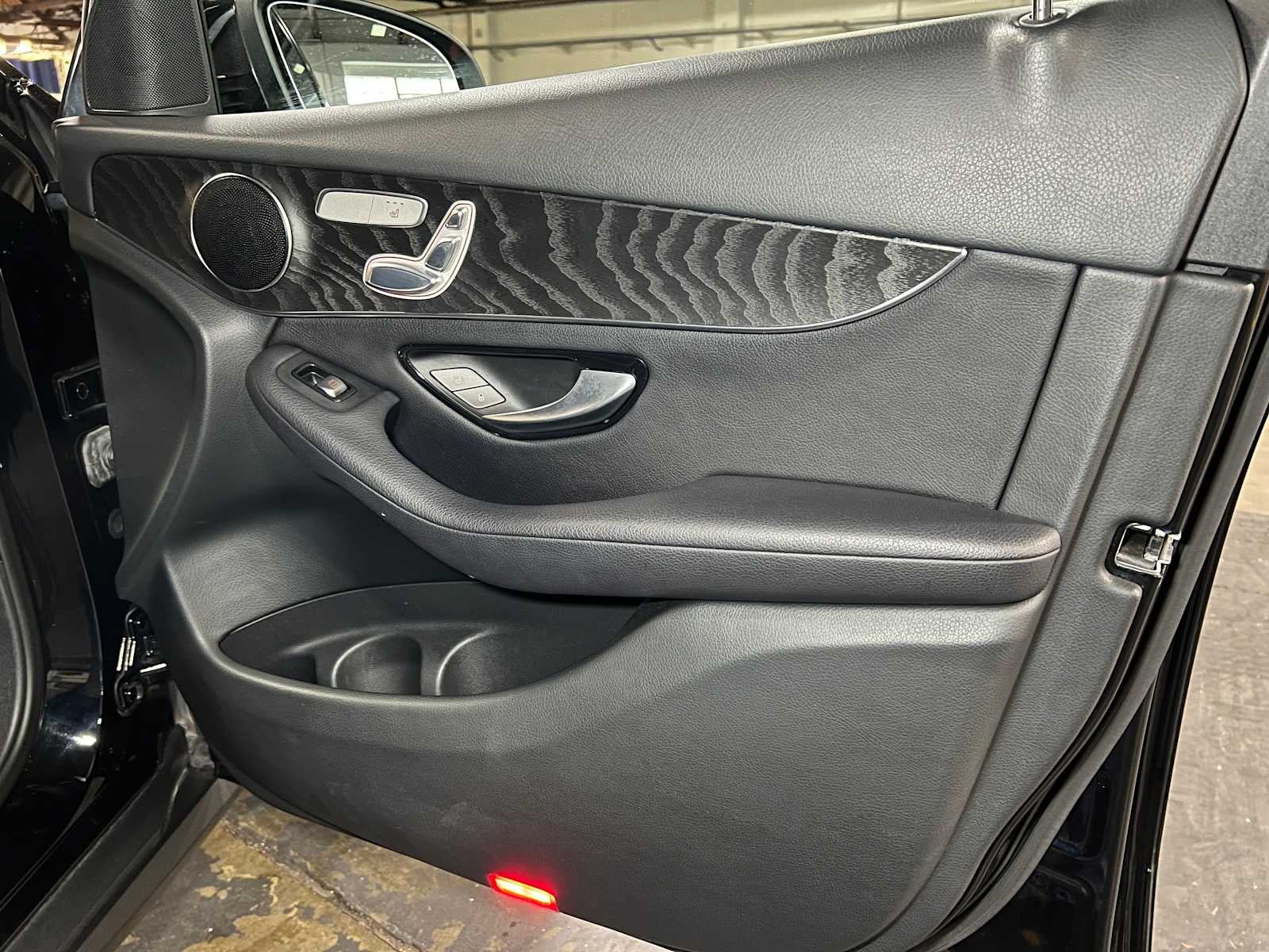 2018 Mercedes-Benz GLC 300 GLC 300