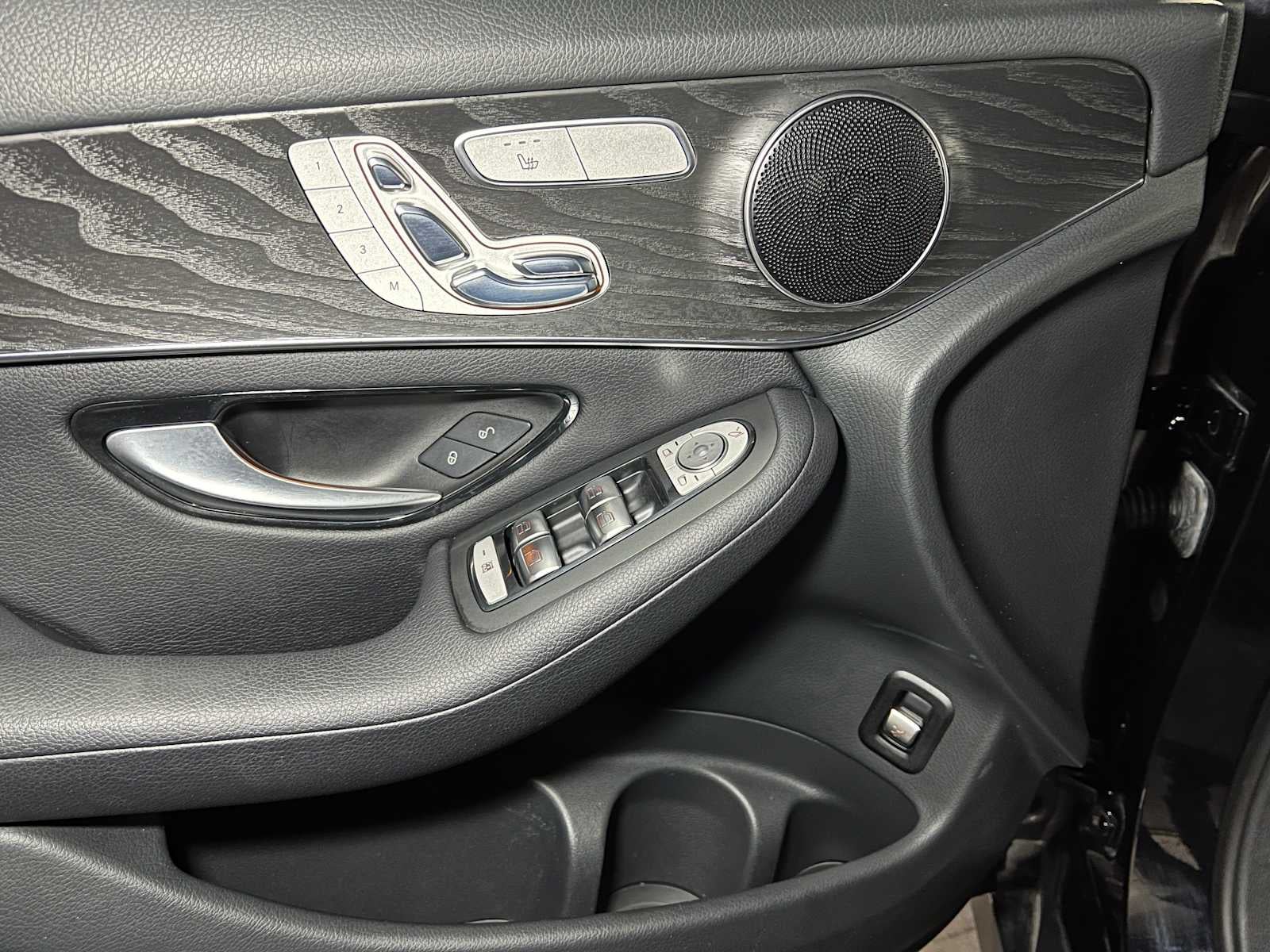 2018 Mercedes-Benz GLC 300 GLC 300