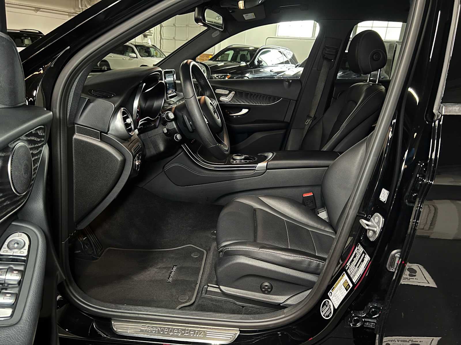 2018 Mercedes-Benz GLC 300 GLC 300