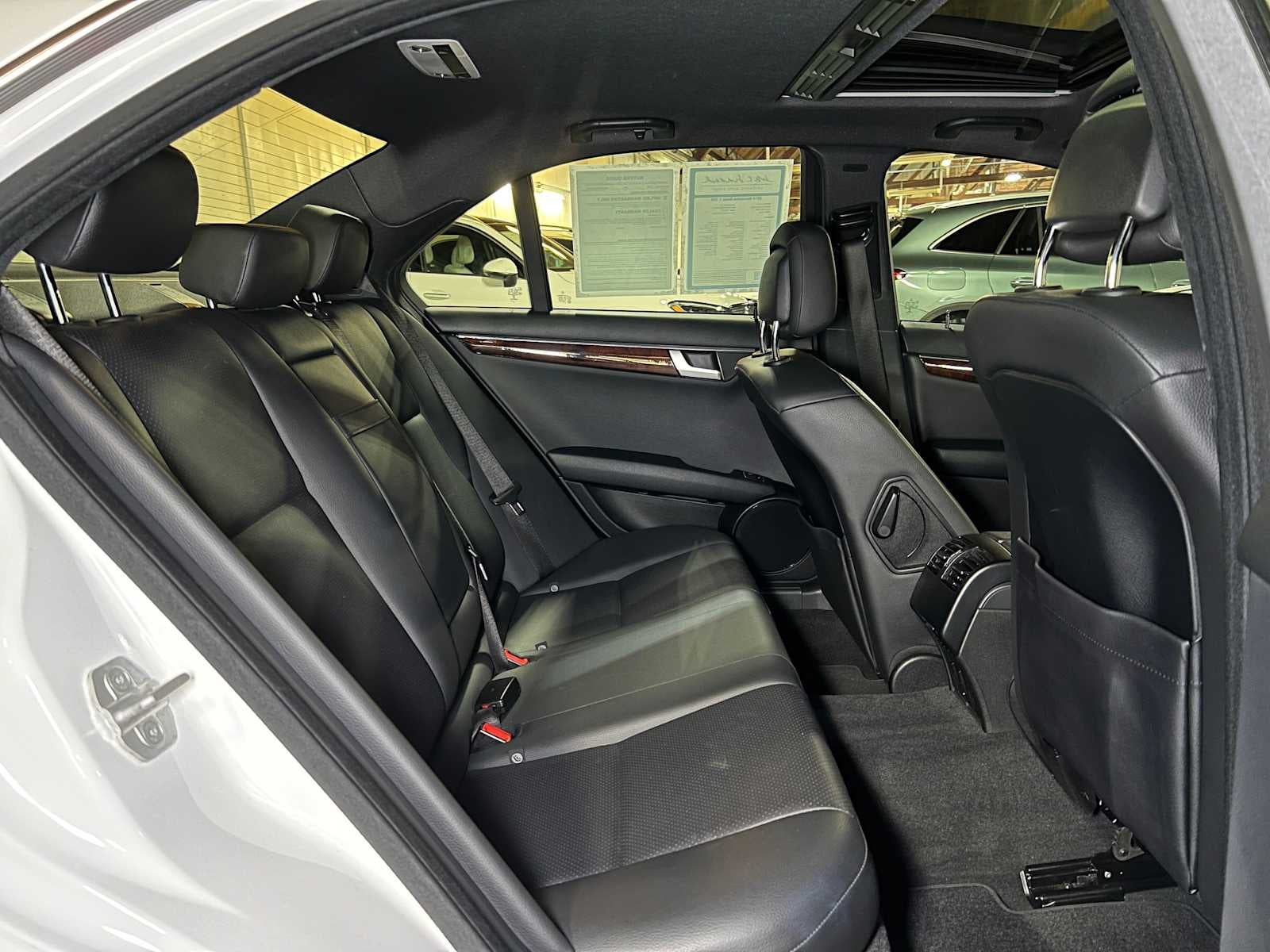 2014 Mercedes-Benz C 250 4dr Sdn RWD