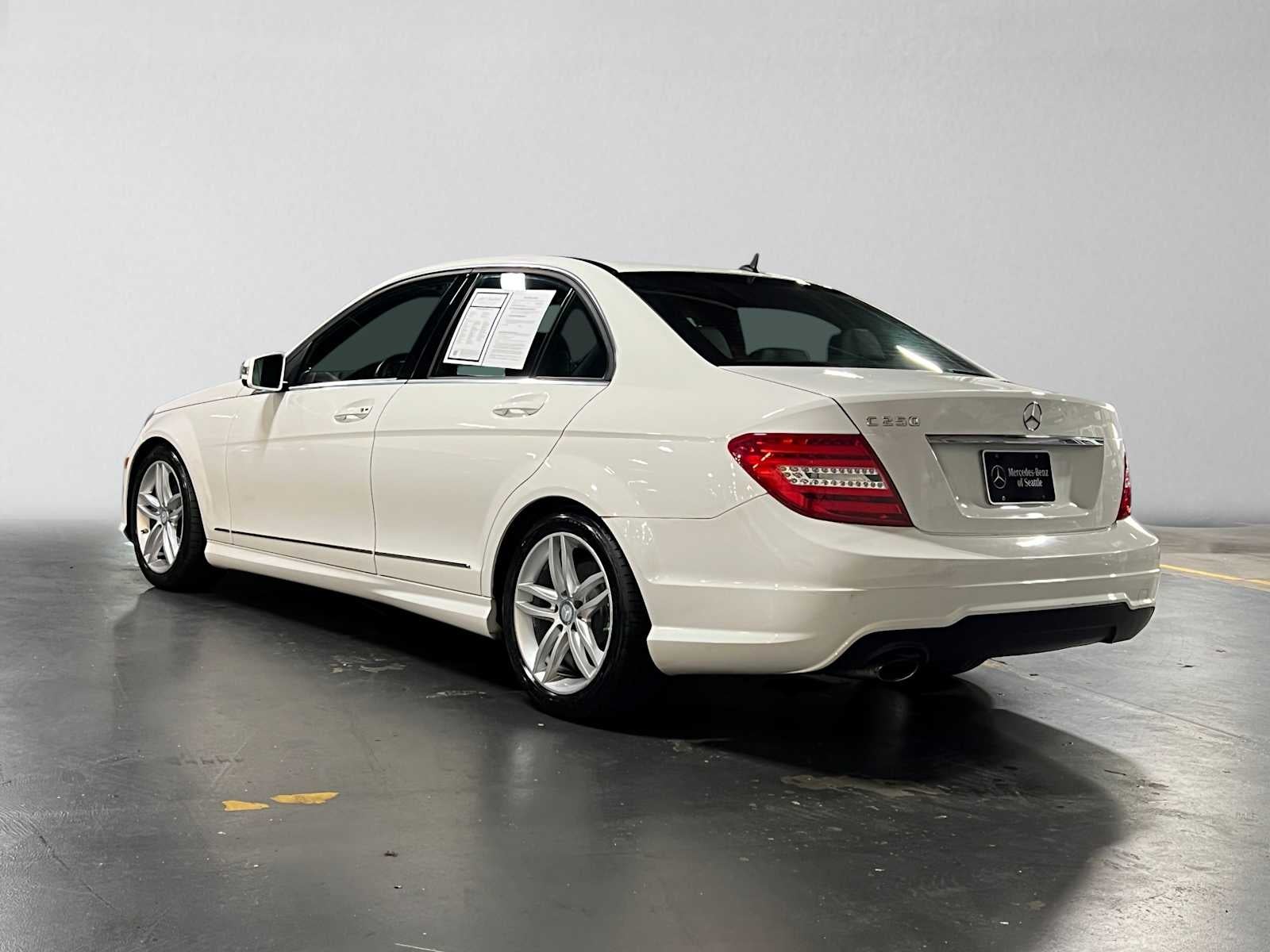 2014 Mercedes-Benz C 250 4dr Sdn RWD