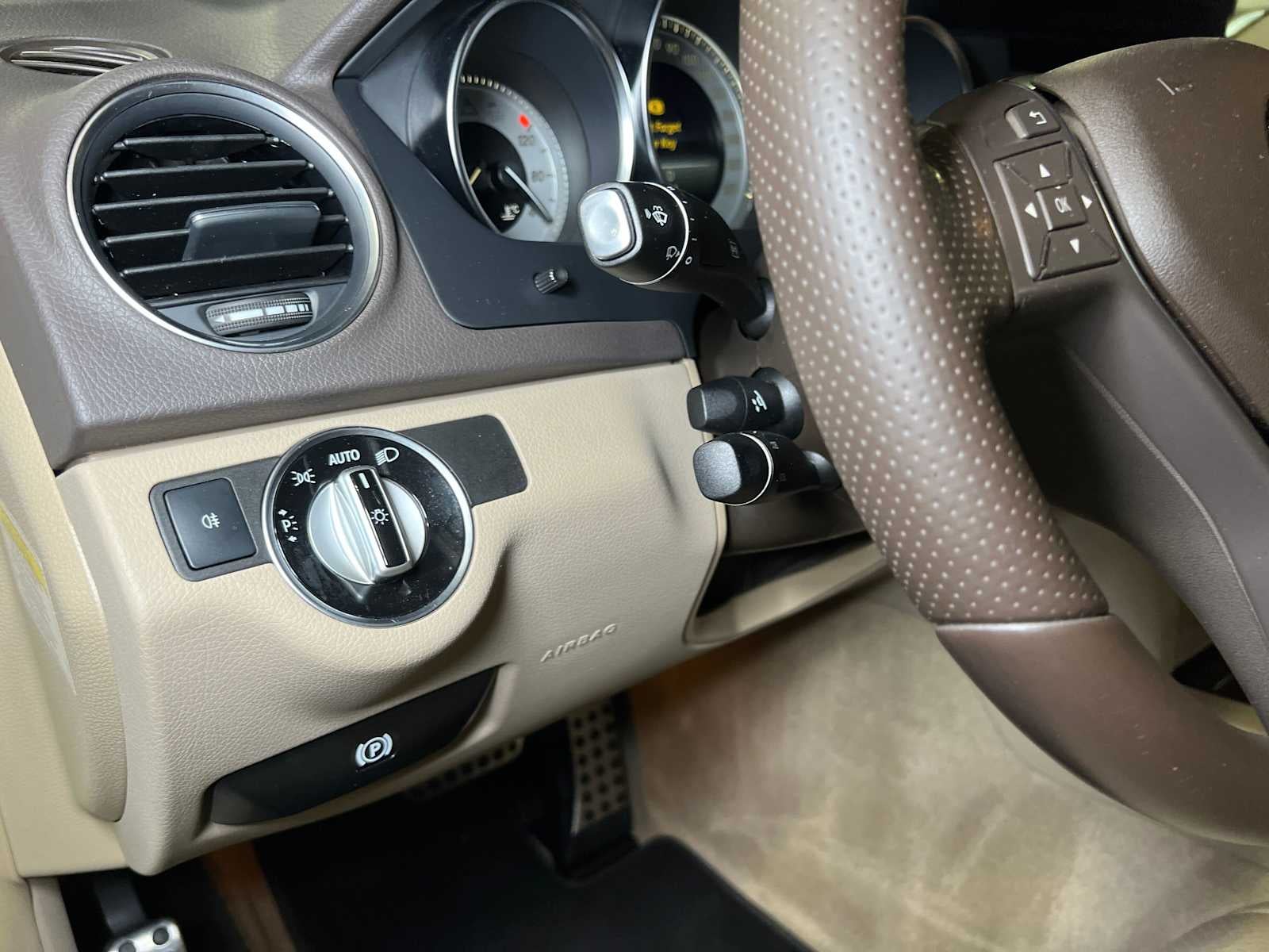 2014 Mercedes-Benz C 250 2dr Cpe RWD