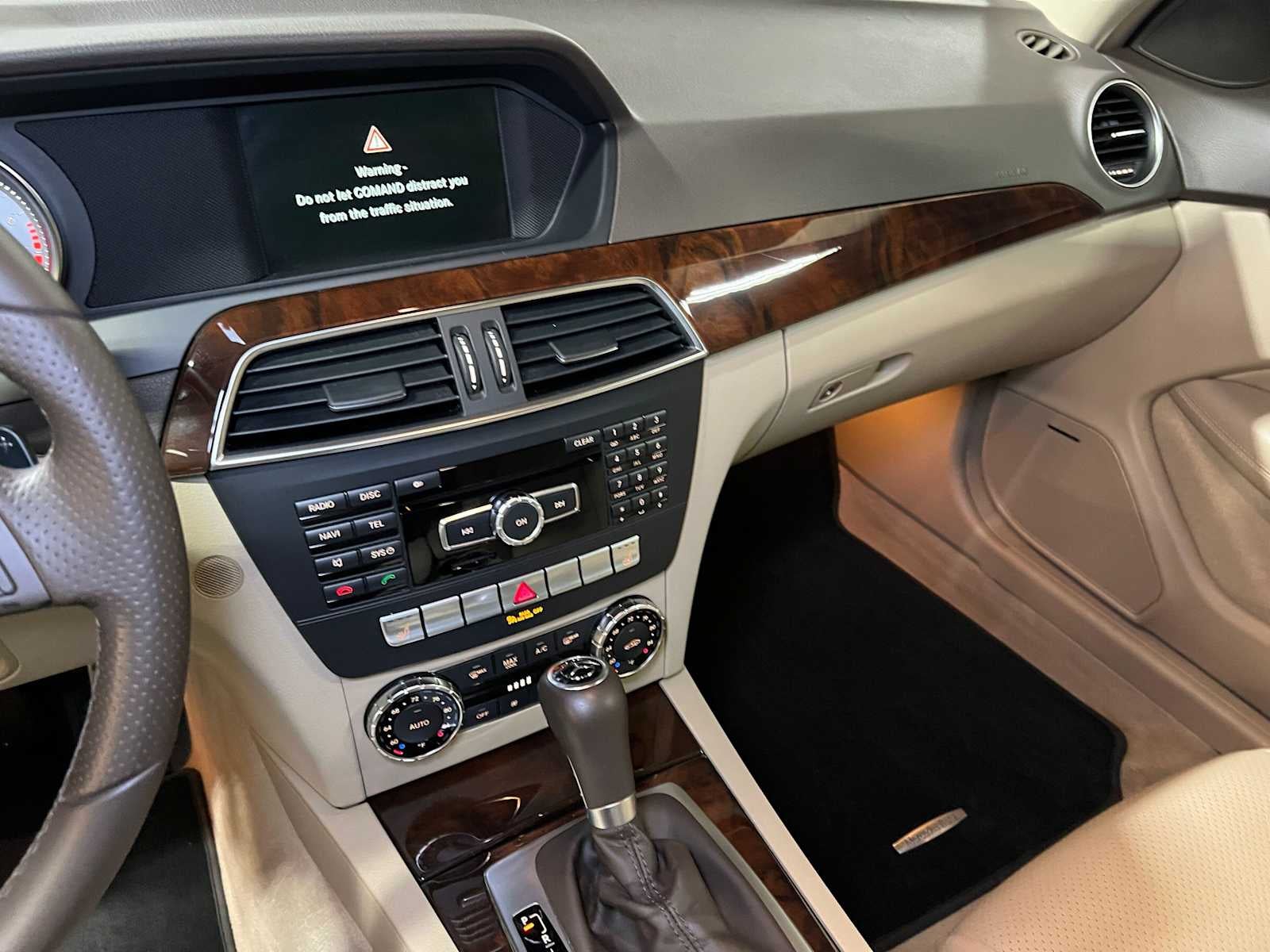 2014 Mercedes-Benz C 250 2dr Cpe RWD