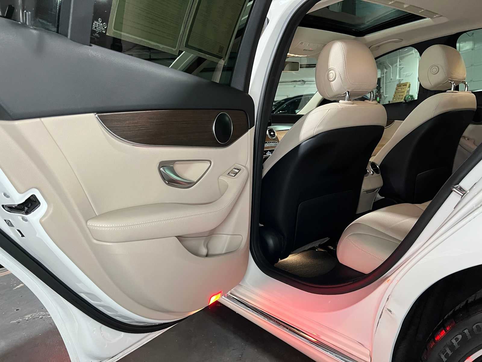 2019 Mercedes-Benz C 300 Sedan