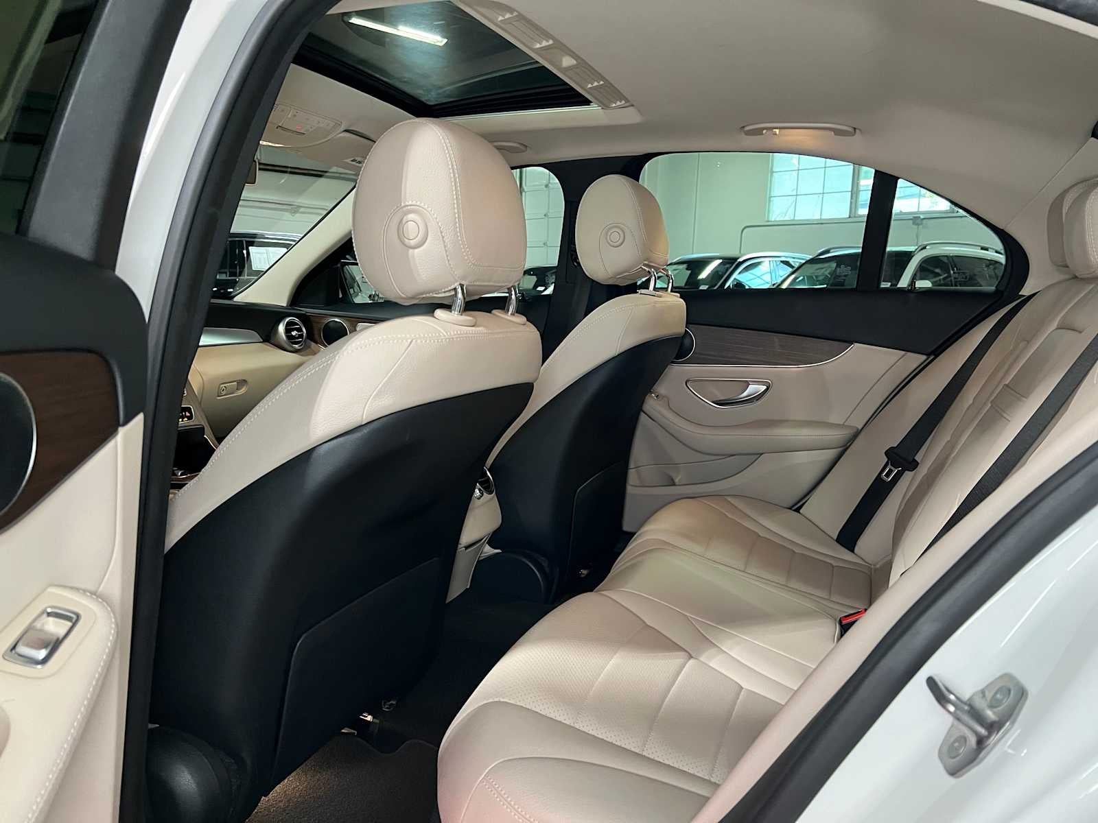2019 Mercedes-Benz C 300 Sedan