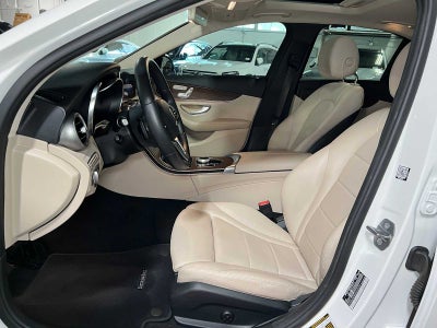 2019 Mercedes-Benz C 300 Sedan