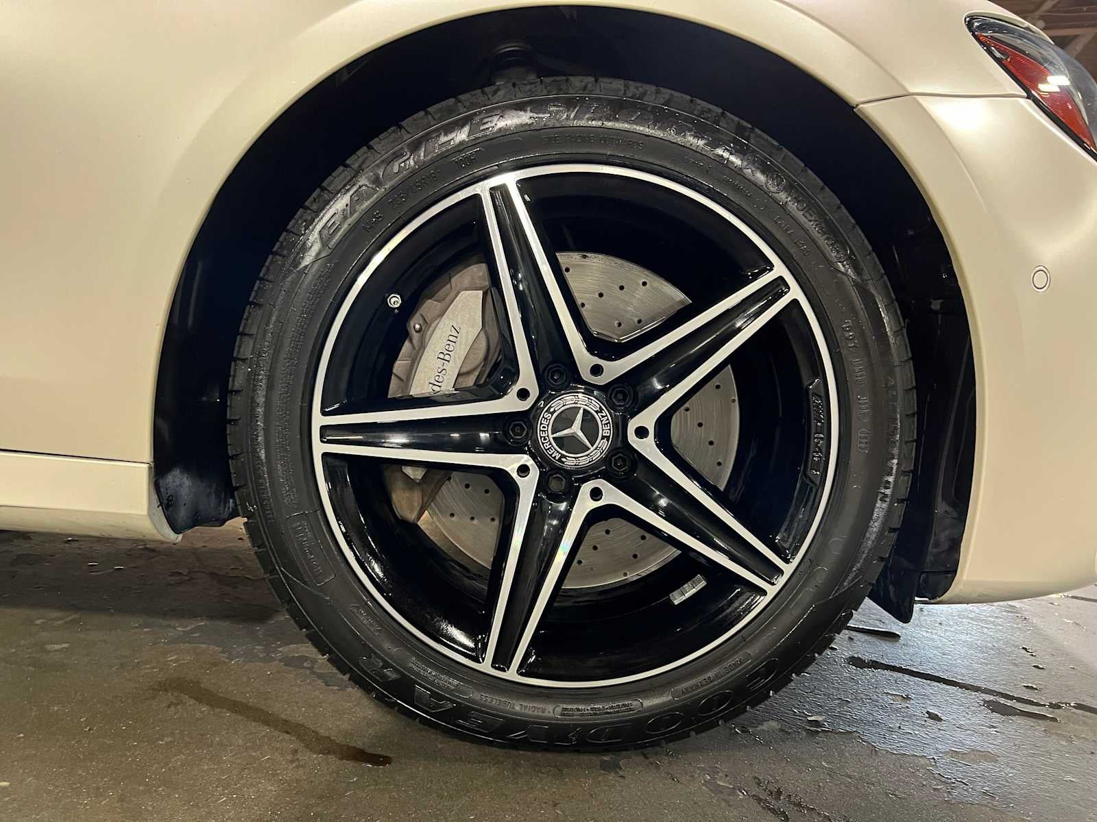 2018 Mercedes-Benz E 300 4MATIC® Sedan