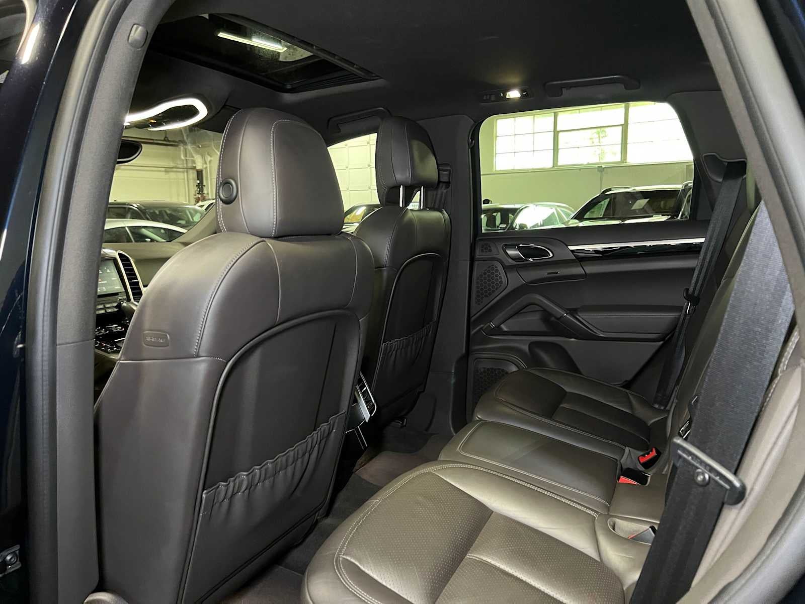 2018 Porsche Cayenne Platinum Edition