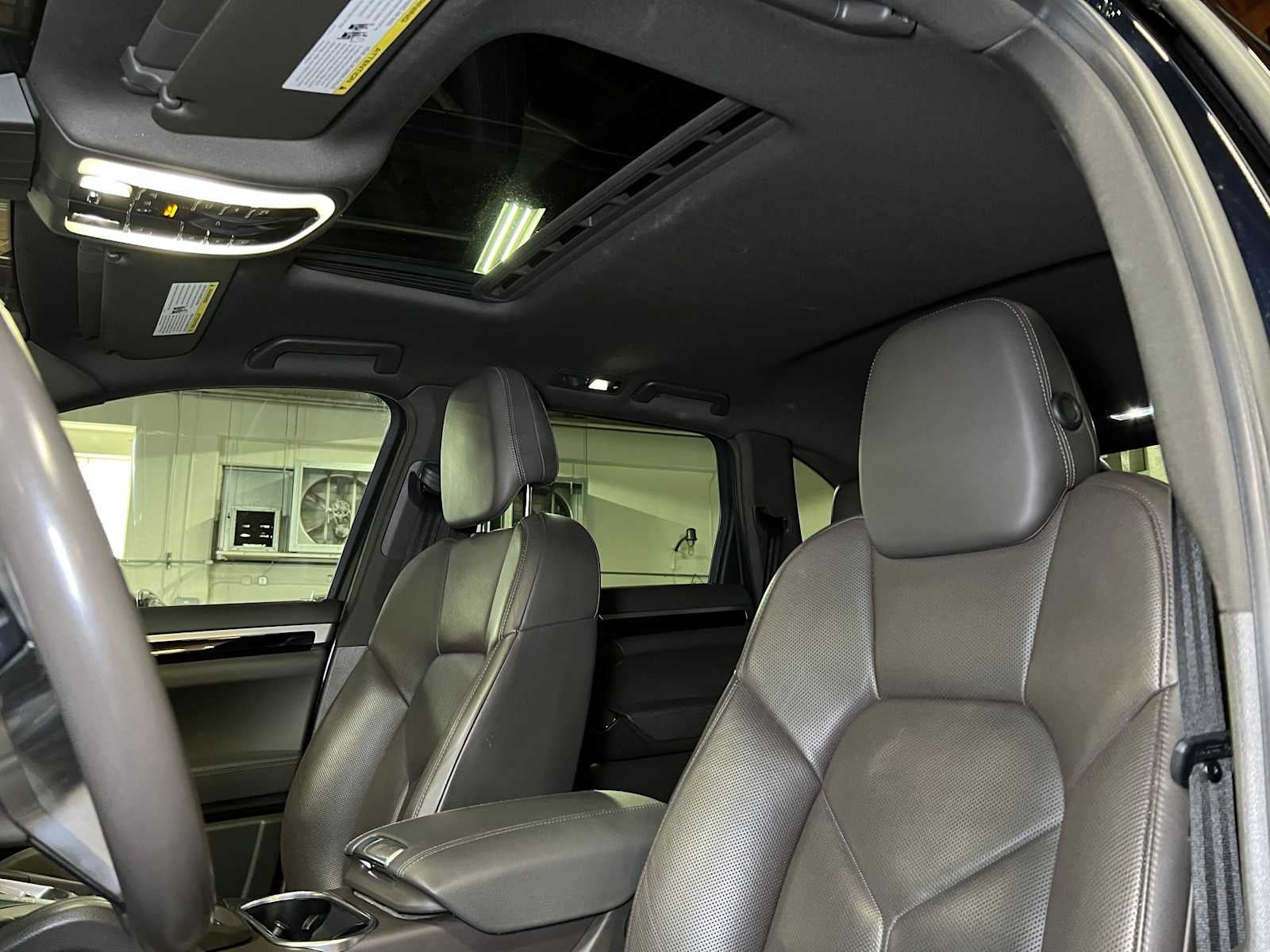 2018 Porsche Cayenne Platinum Edition