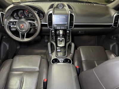 2018 Porsche Cayenne Platinum Edition