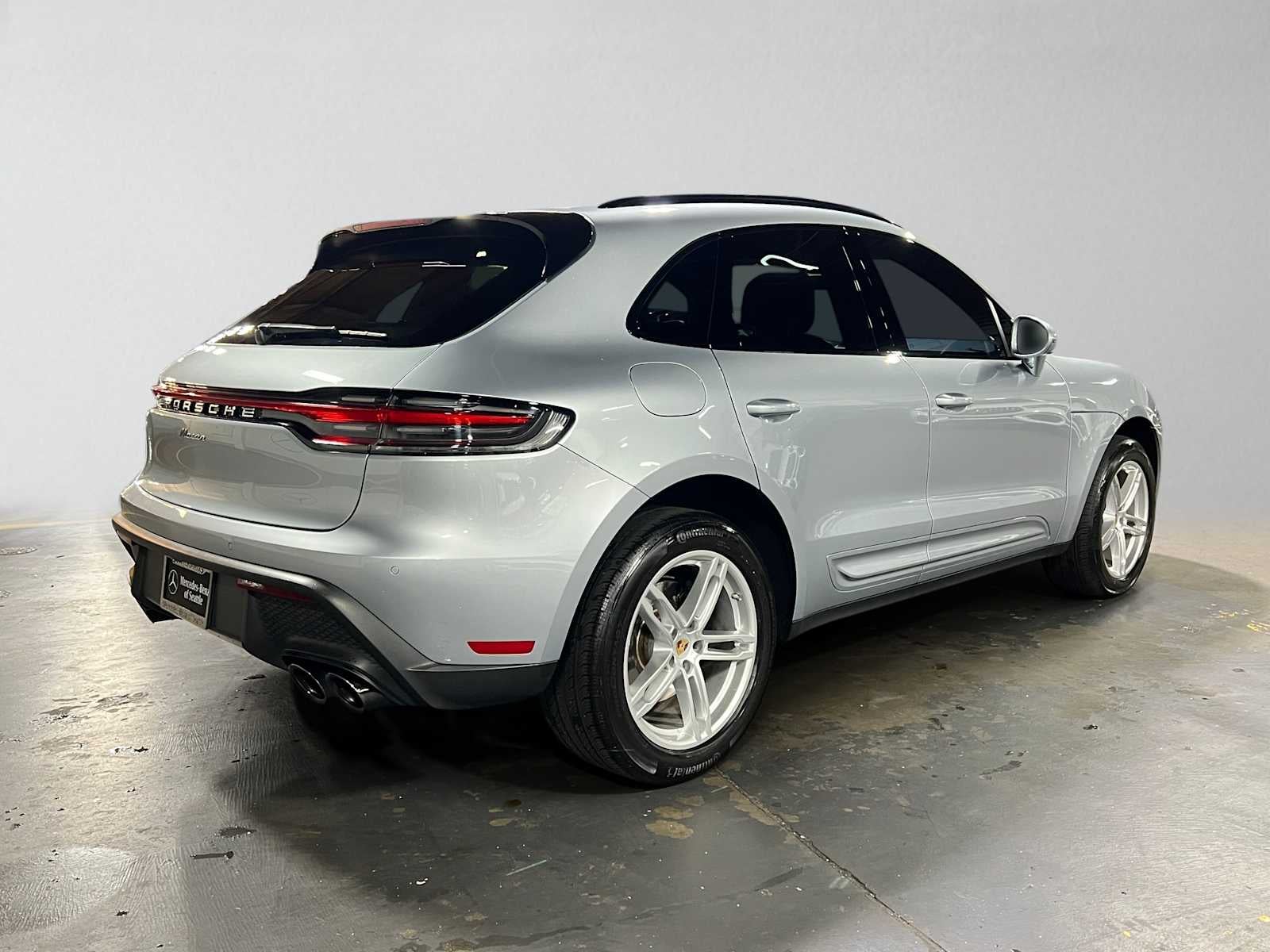 2022 Porsche Macan AWD