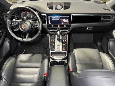 2022 Porsche Macan AWD