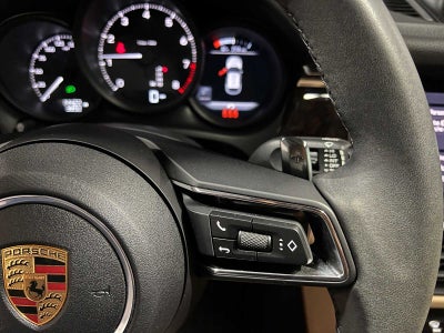 2025 Porsche Macan AWD