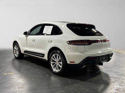 2025 Porsche Macan AWD