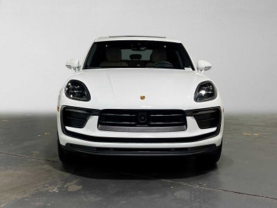 2025 Porsche Macan AWD