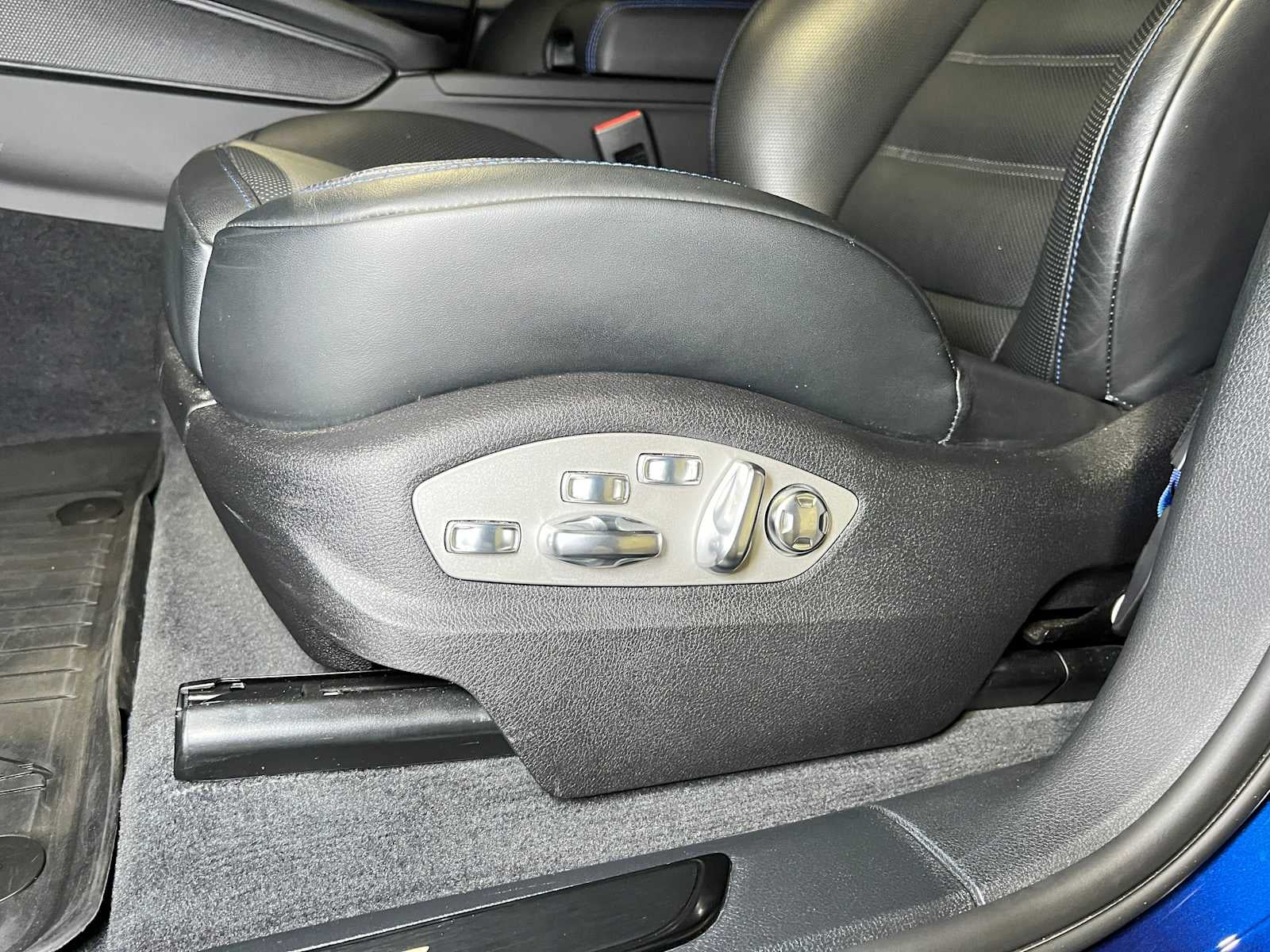 2024 Porsche Macan GTS