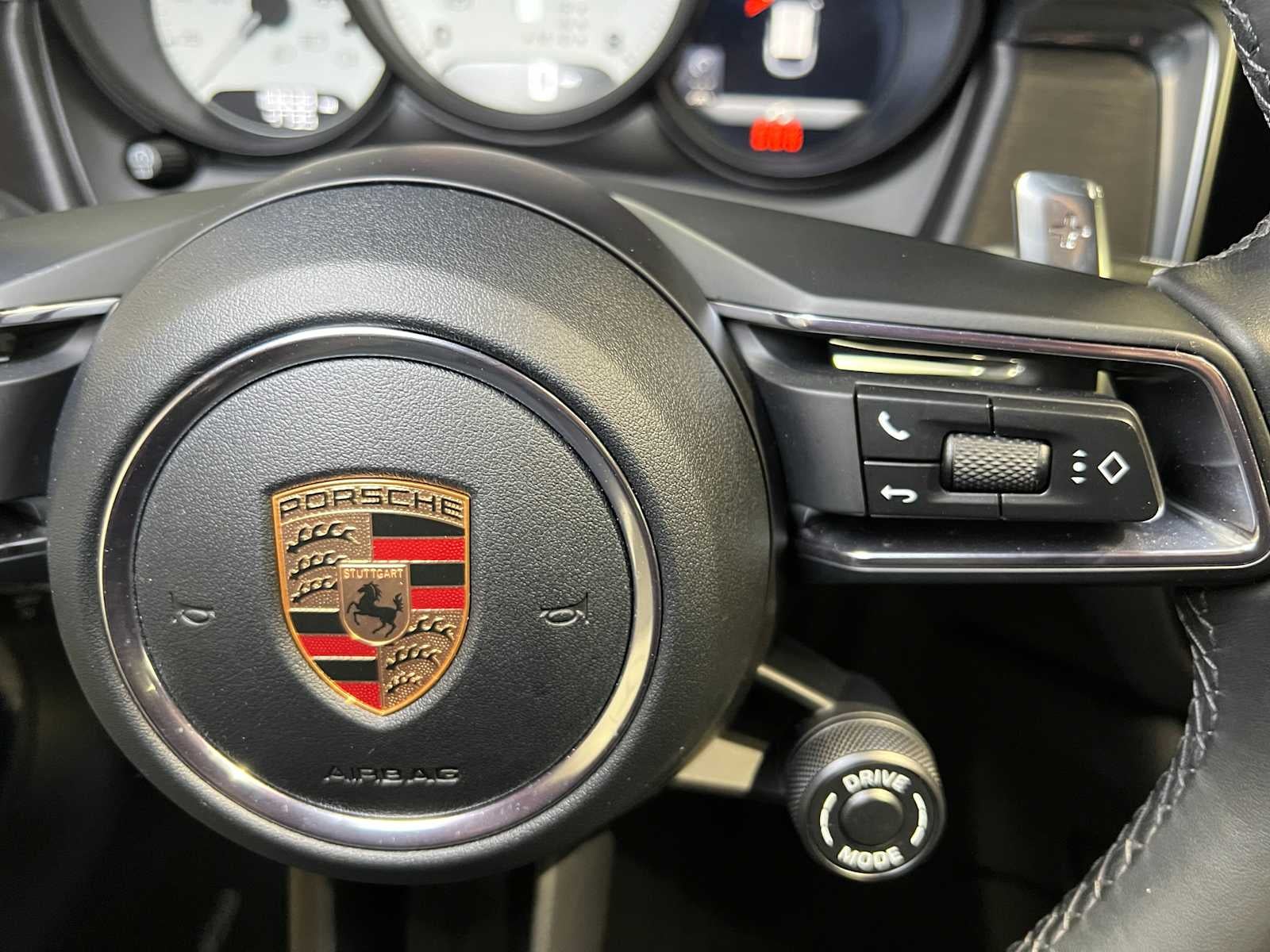 2024 Porsche Macan GTS