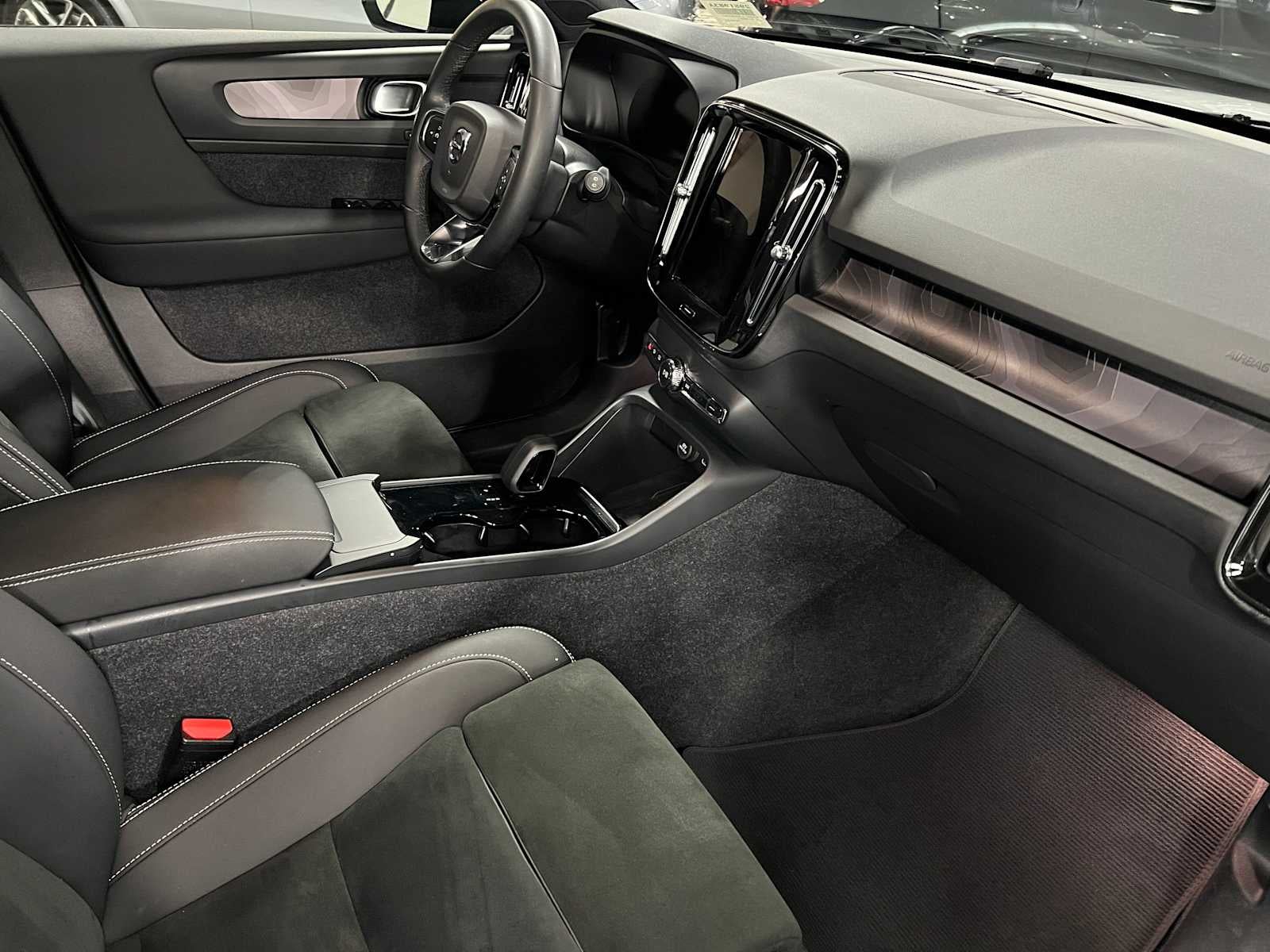 2023 Volvo XC40 Recharge Pure Electric Plus