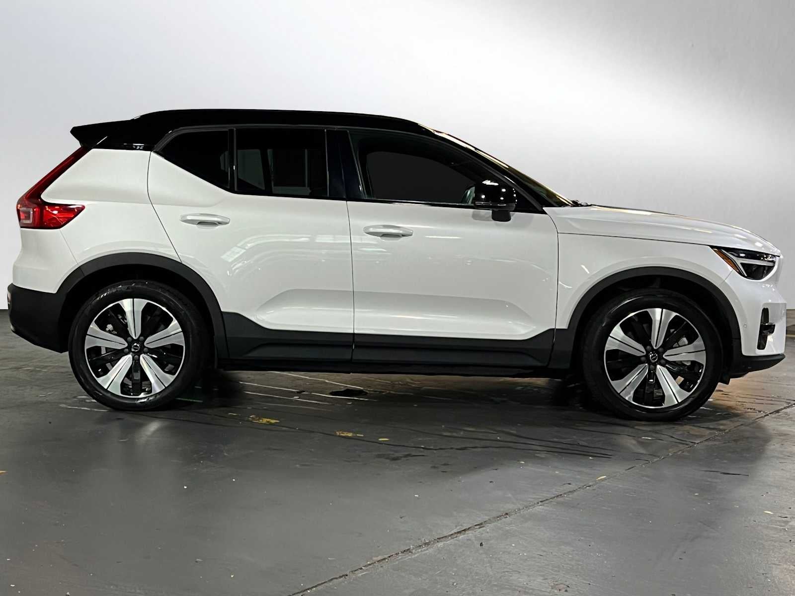 Used 2023 Volvo XC40 Plus with VIN YV4ED3UL3P2951983 for sale in Seattle, WA