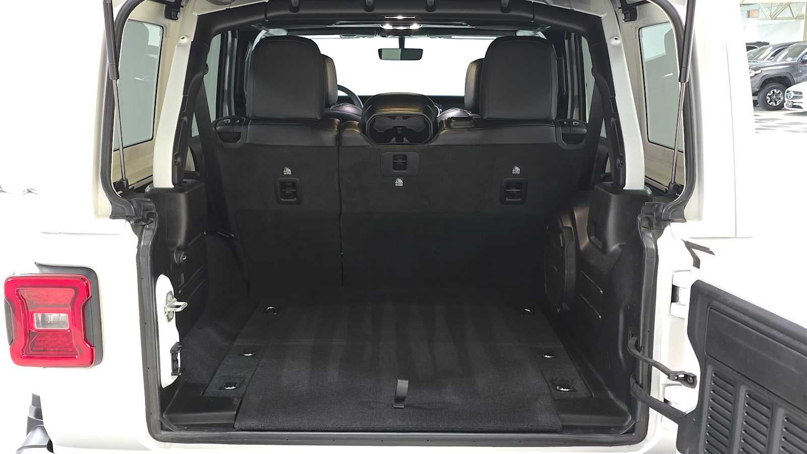 2023 Jeep Wrangler Sahara Altitude