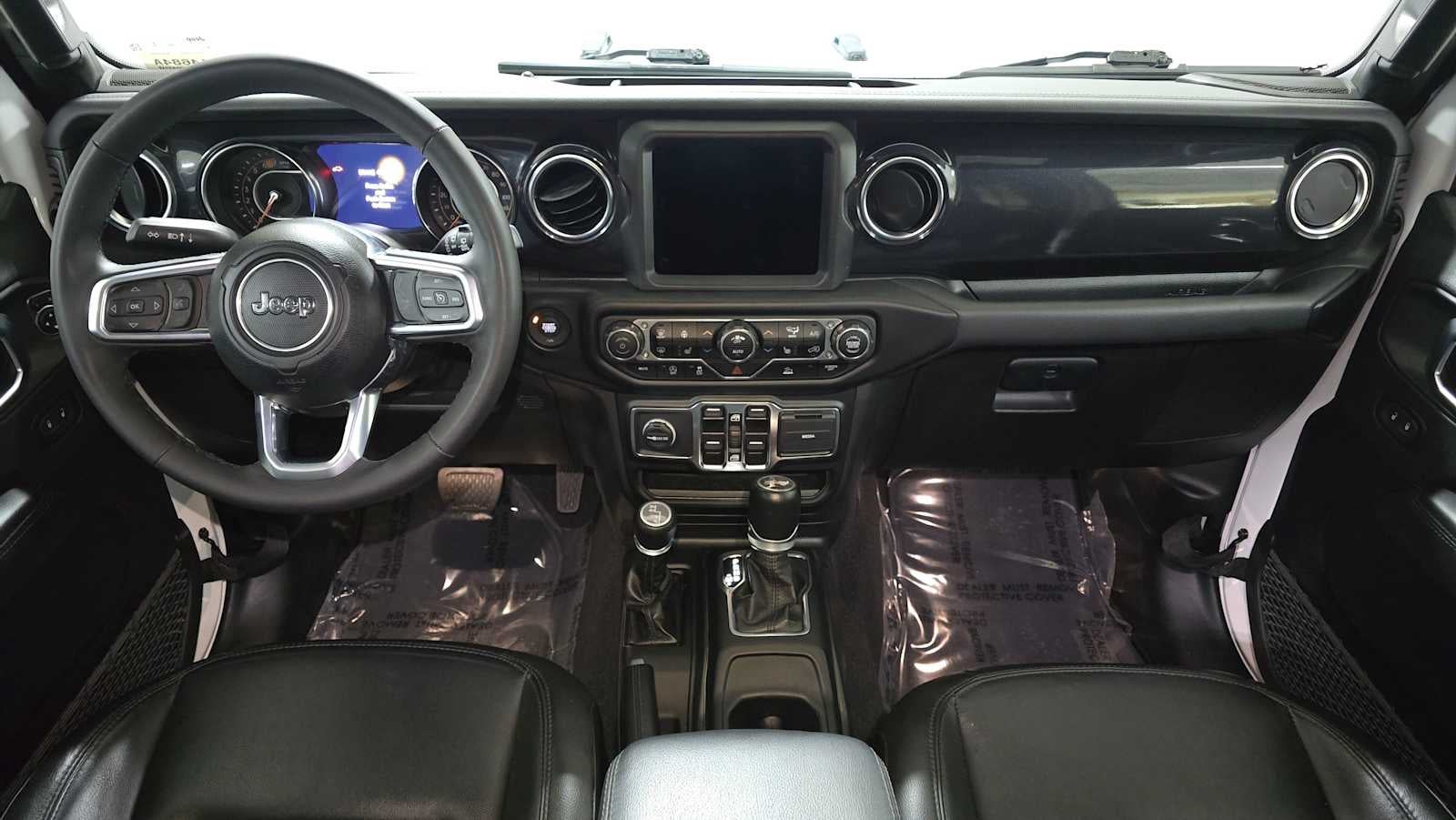 2023 Jeep Wrangler Sahara Altitude