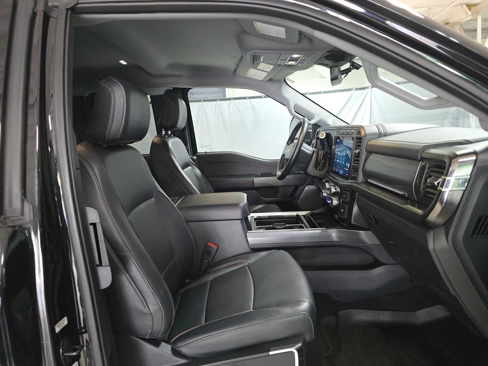 2023 Ford Super Duty F-350 SRW Pickup LARIAT