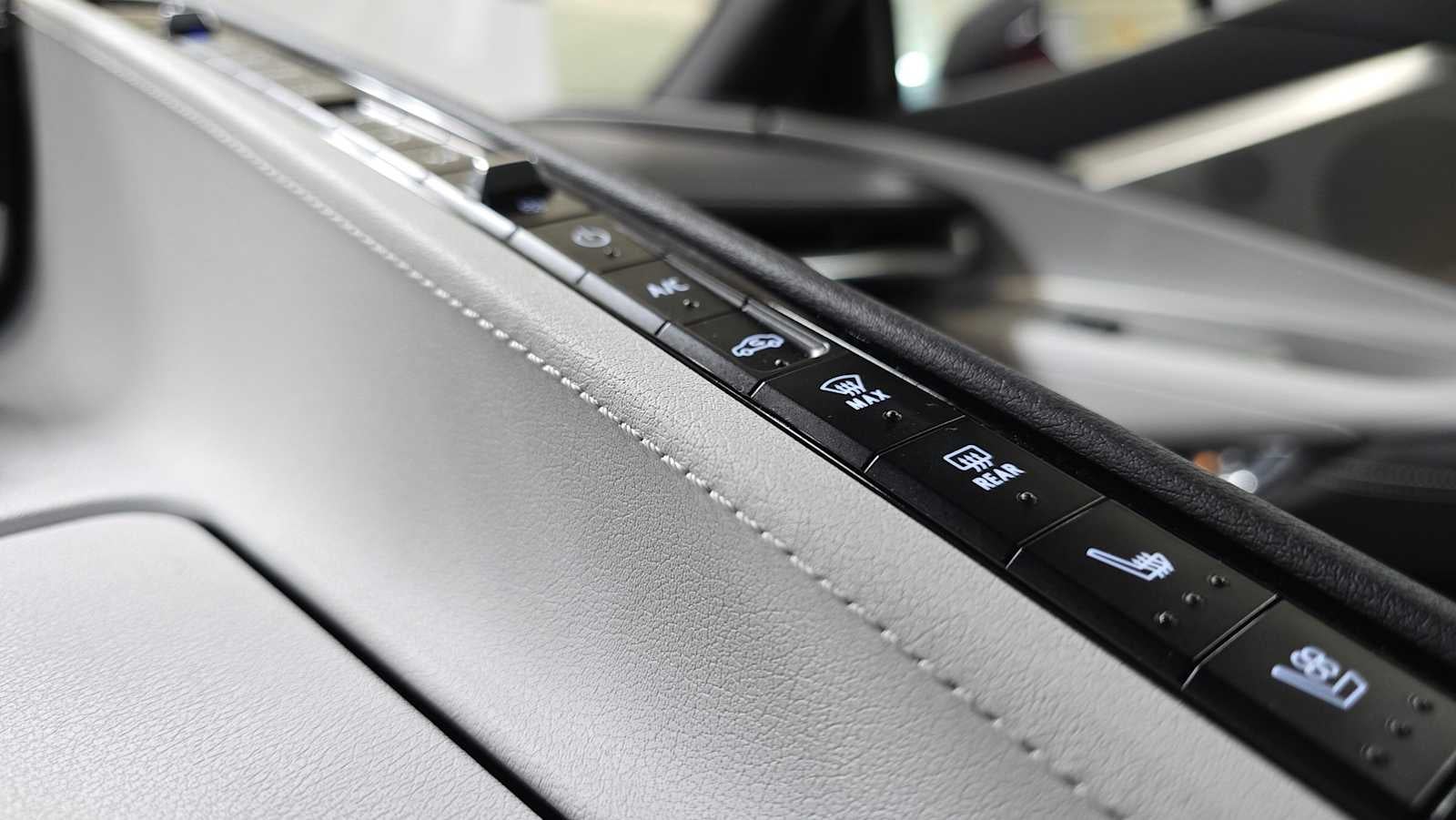 2023 Chevrolet Corvette 2LT