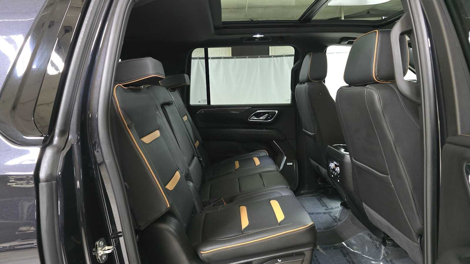 2024 GMC Yukon XL AT4