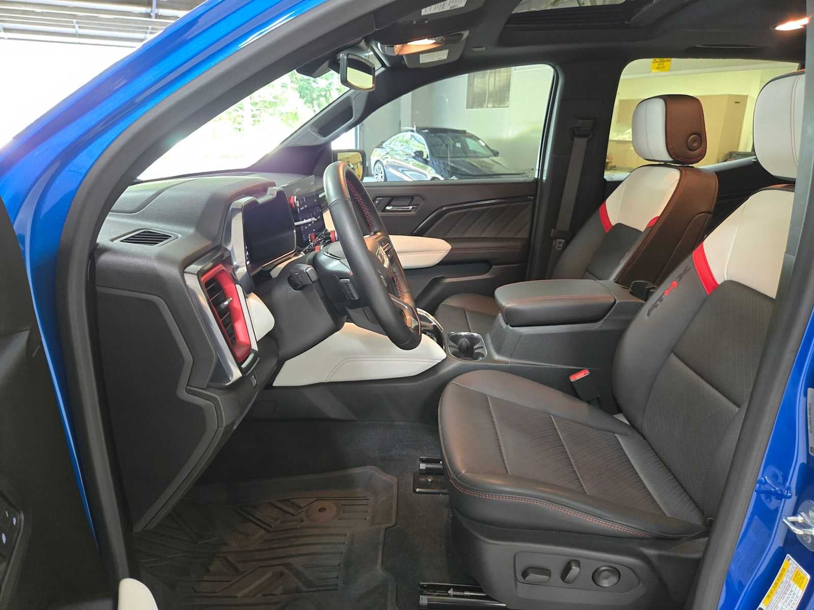 2024 GMC Canyon 4WD AT4X